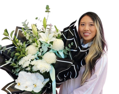 THE CHRISTINA | BOUQUET